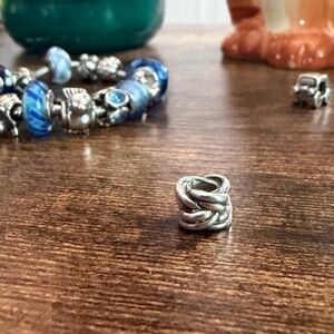 Pandora Forget Me Knot Charm